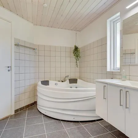 Damiana - 500m From The Sea By Interhome Ferienhaus *