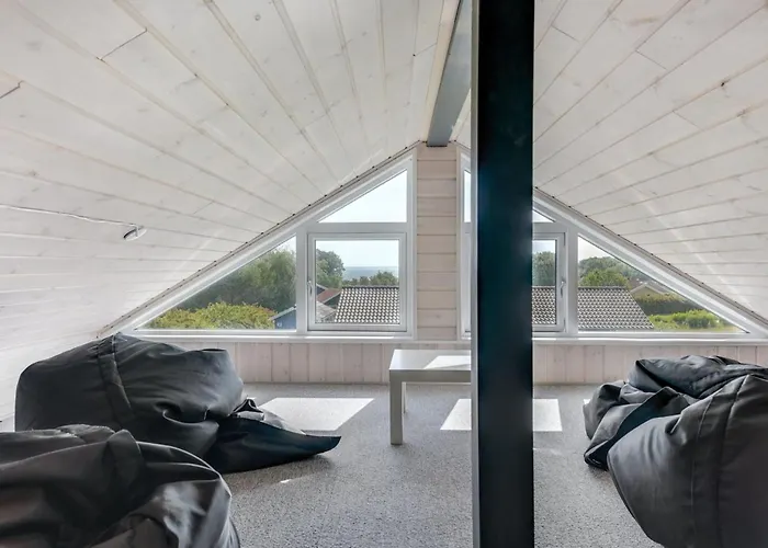 Damiana - 500m From The Sea By Interhome *